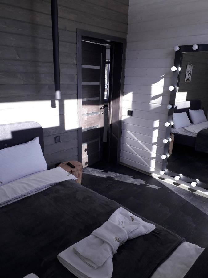 Шале The Living Татаров-15