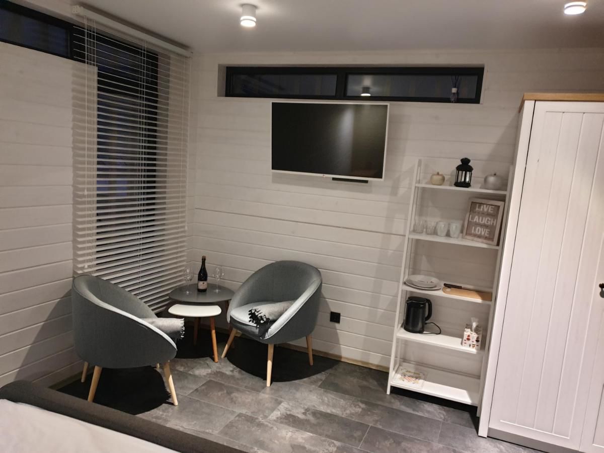 Шале The Living Татаров-22