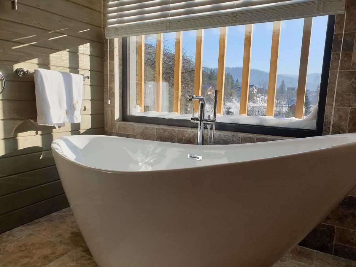 Шале The Living Татаров-23