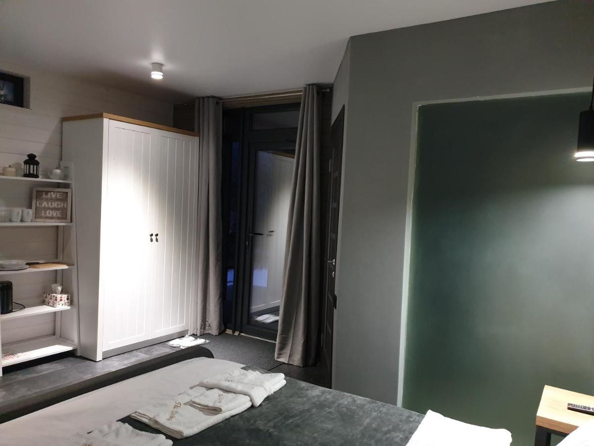 Шале The Living Татаров-25